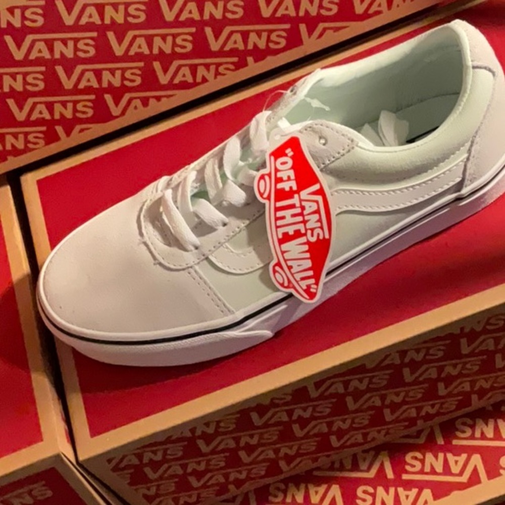 New women’s ward vans